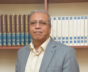 Dr. Dawood Oaris