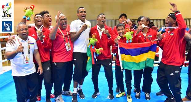 Jioi-2019-mauritius-team-medal.jpg